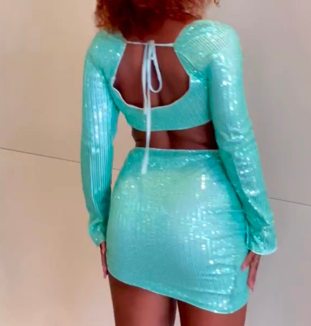 SHINE AQUA OUTFIT