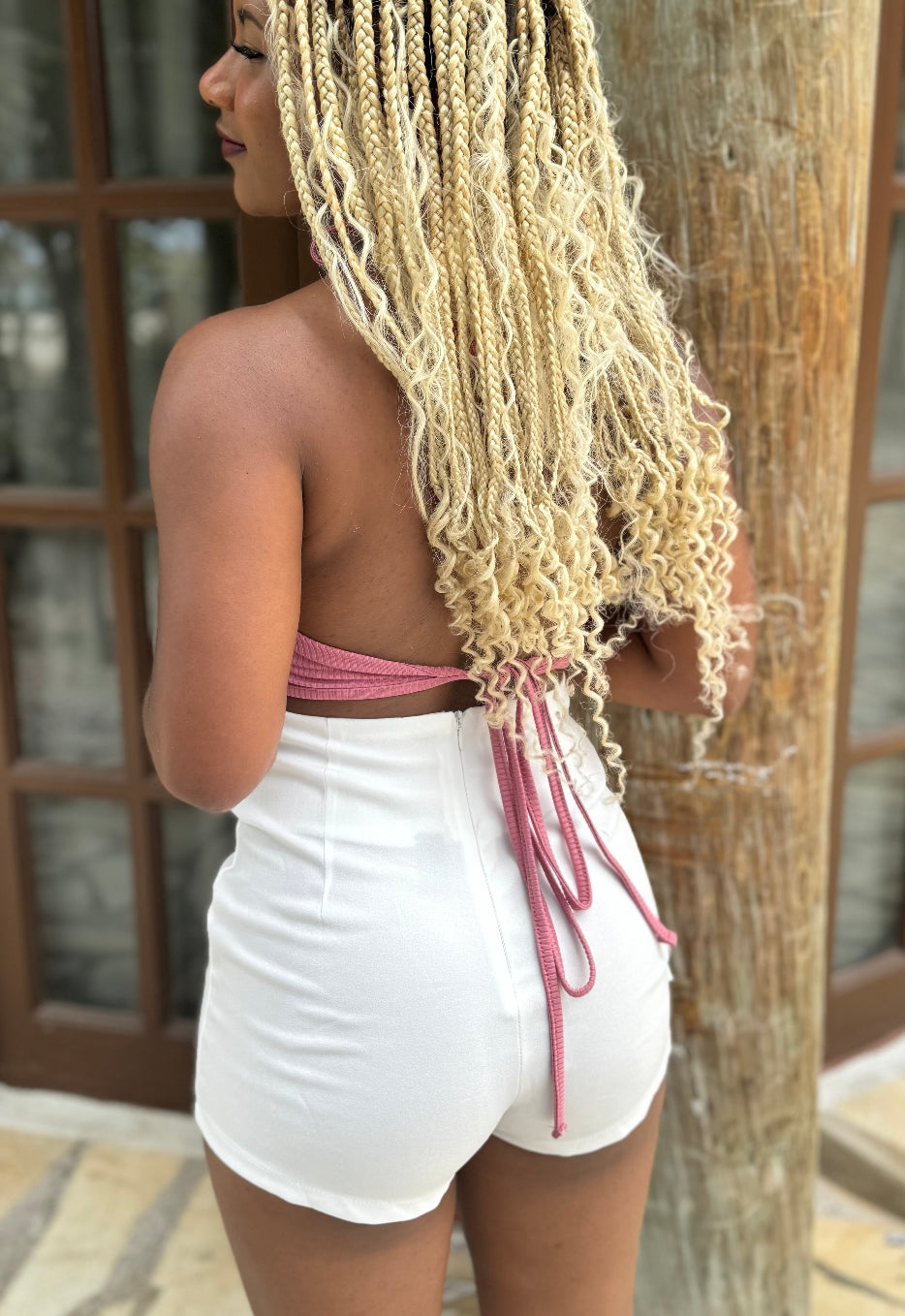 WHITE SHORTS